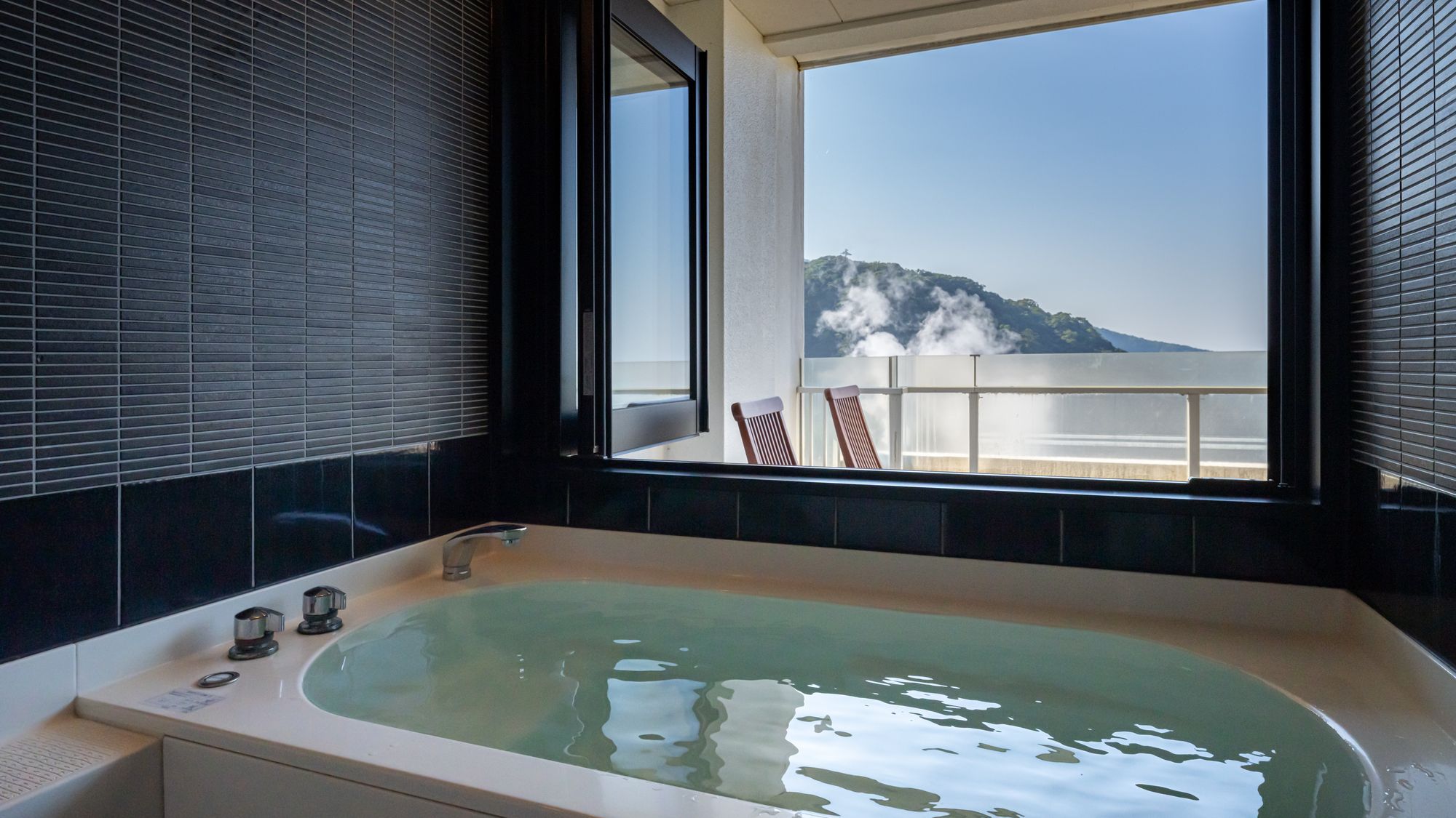 プレミアデラックス 和洋室(湯けむりビュー)