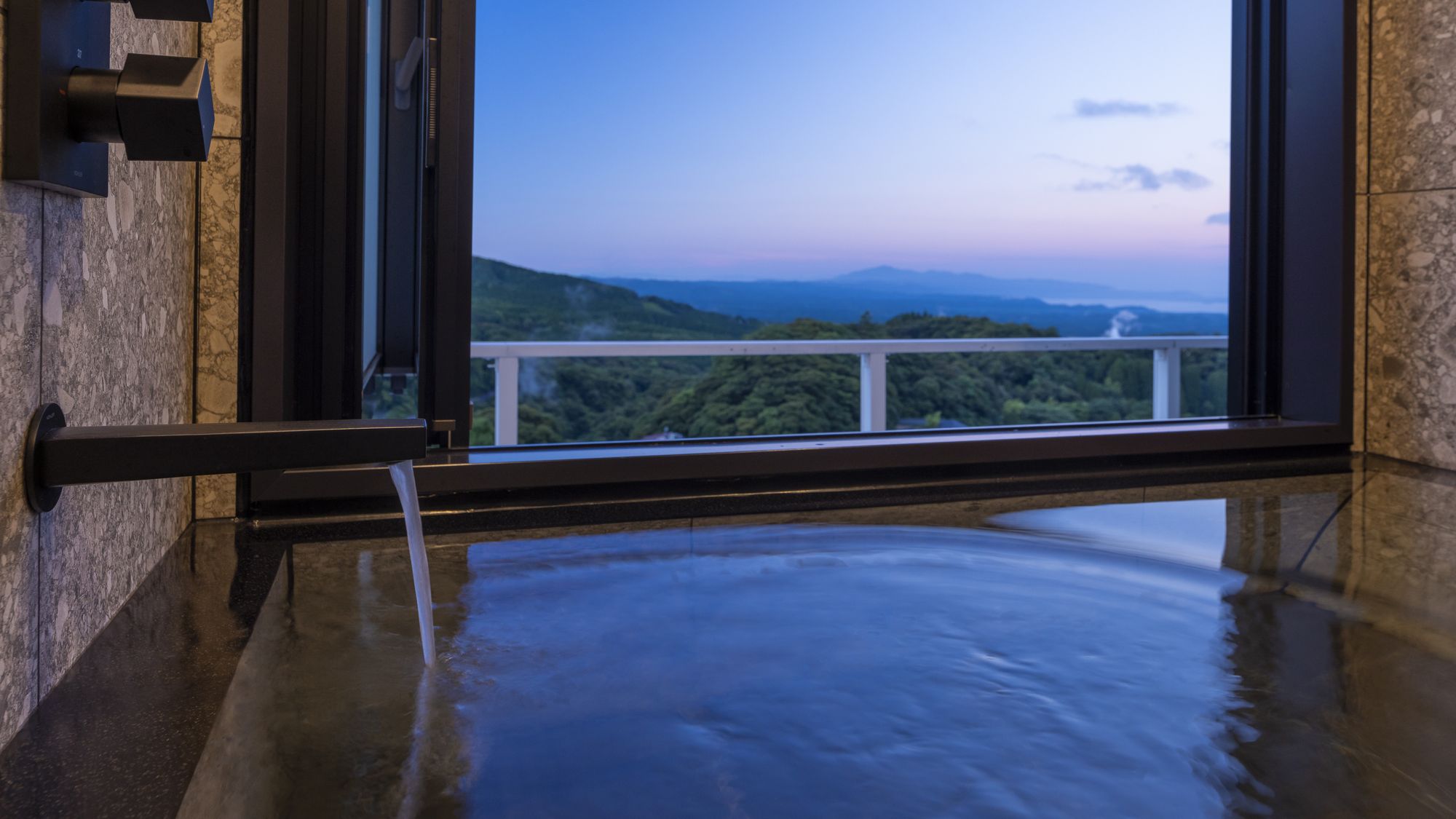 プレミア デラックスツイン（半露天風呂）