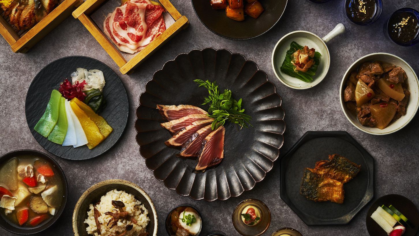 ビュッフェレストラン「霧島湯けむりテラス」／90種類の和洋中ビュッフェメニュー