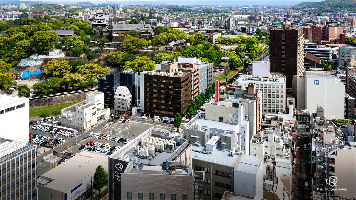 ホテル外観と周辺景観