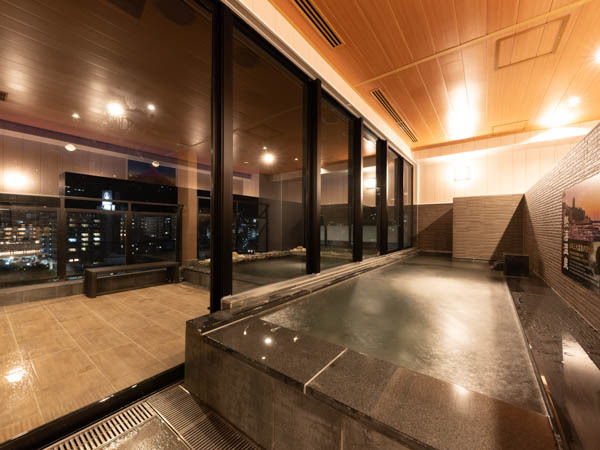 【大浴場・夜】