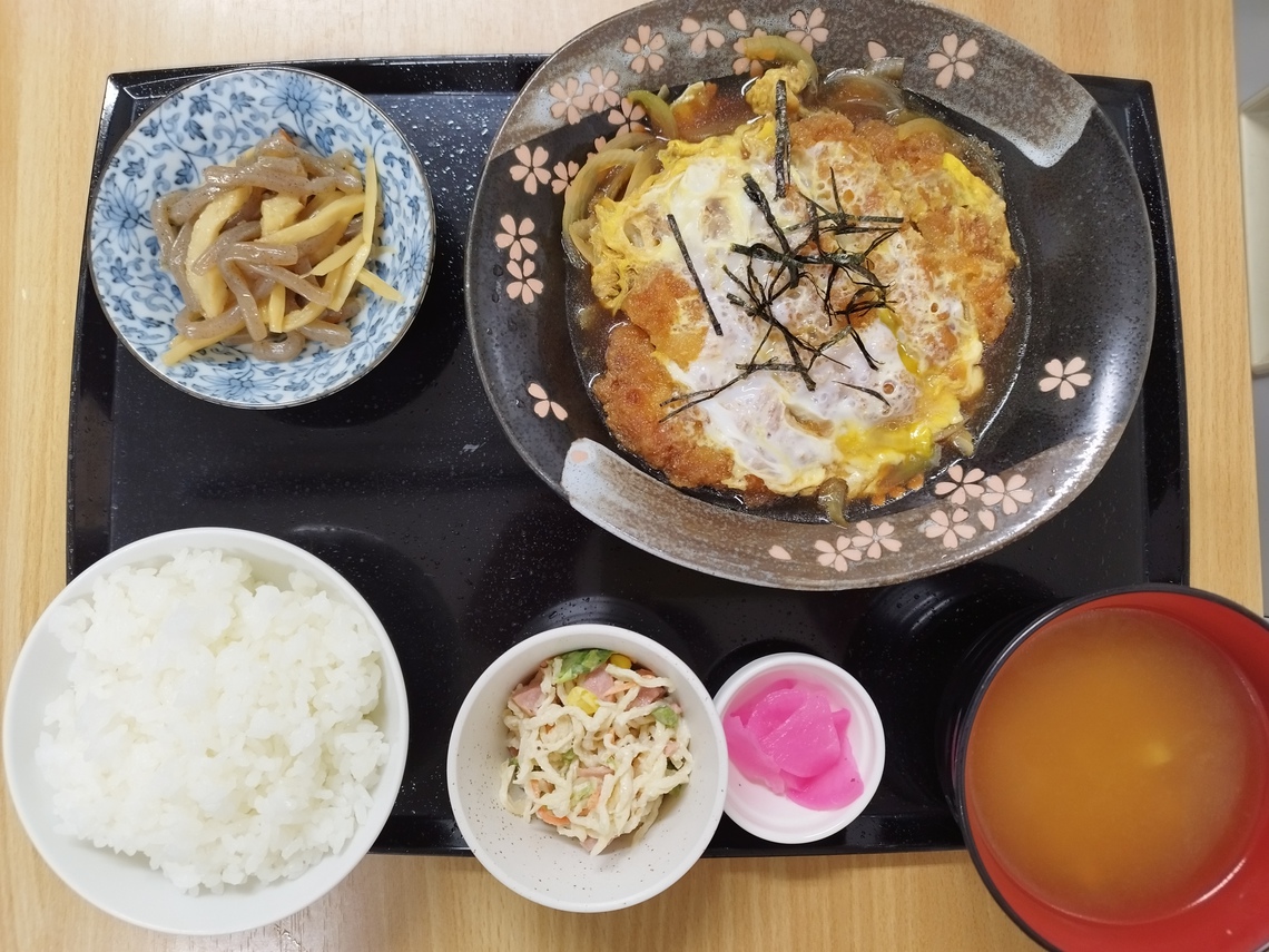 カツ煮定食