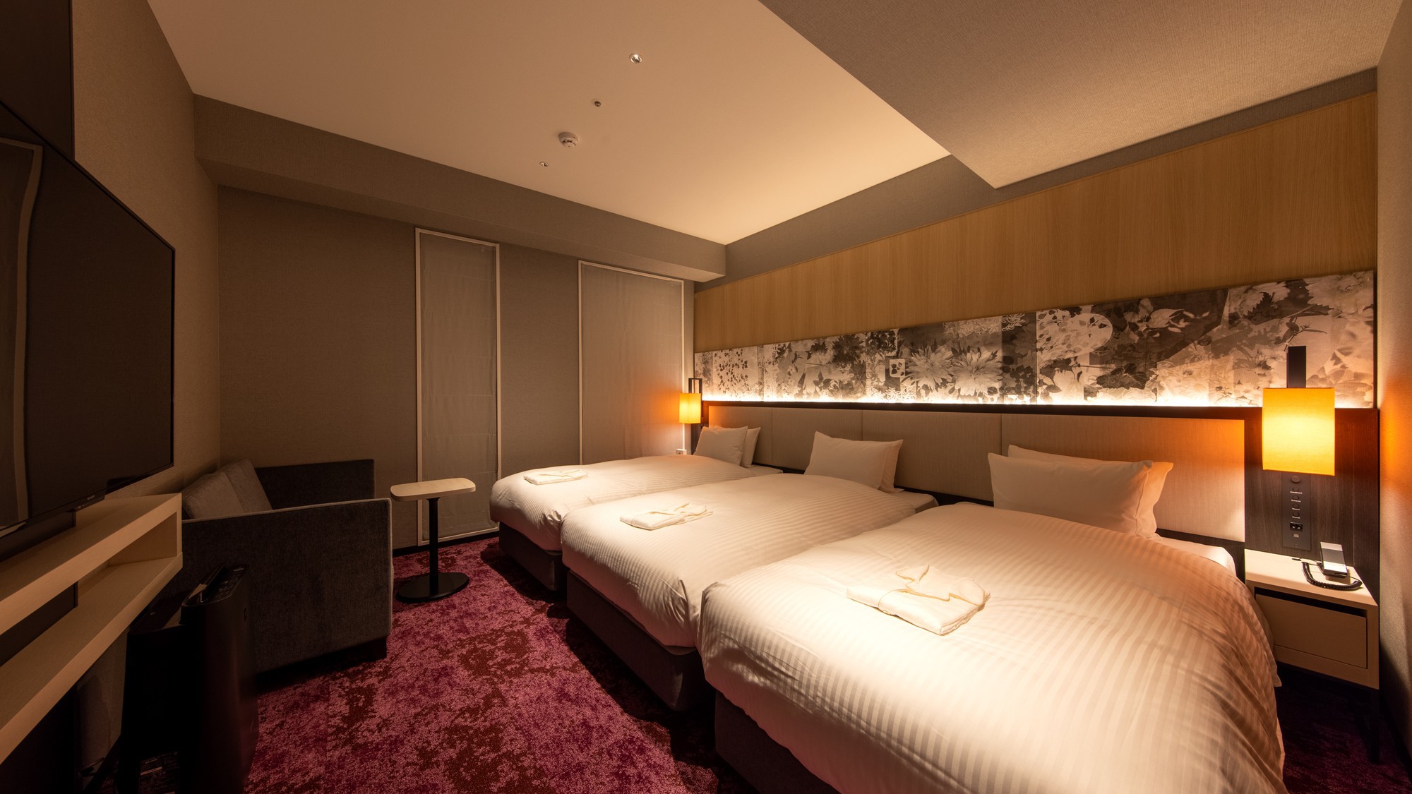 ベッド3台を備えたお部屋でグループ旅行にもおすすめ「カジュアルトリプル」※シャワーブースのみ