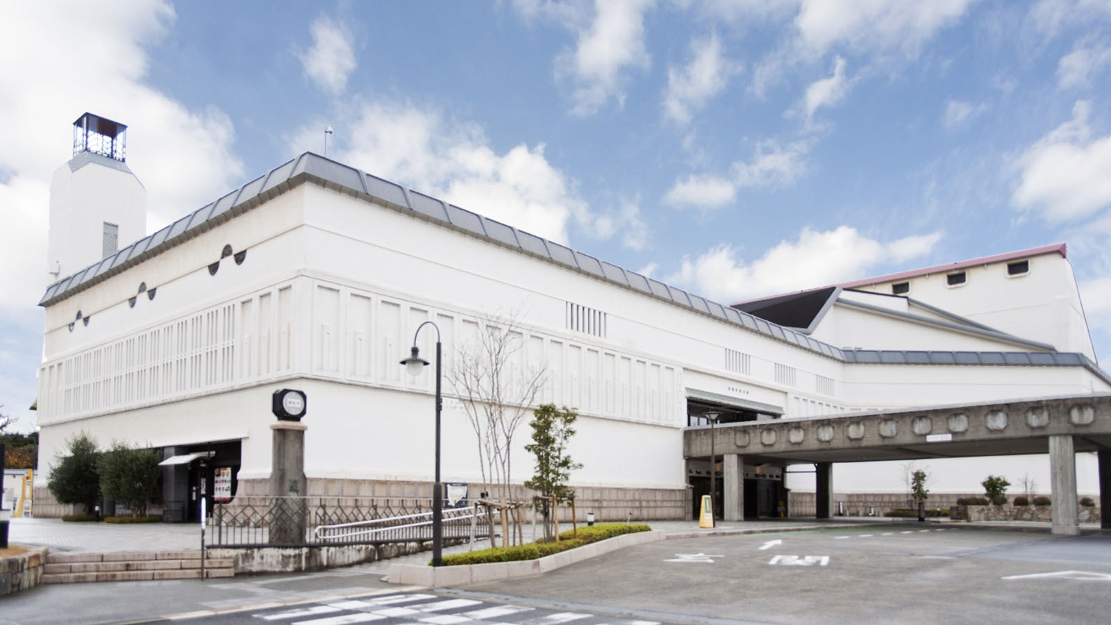【倉敷市民会館】