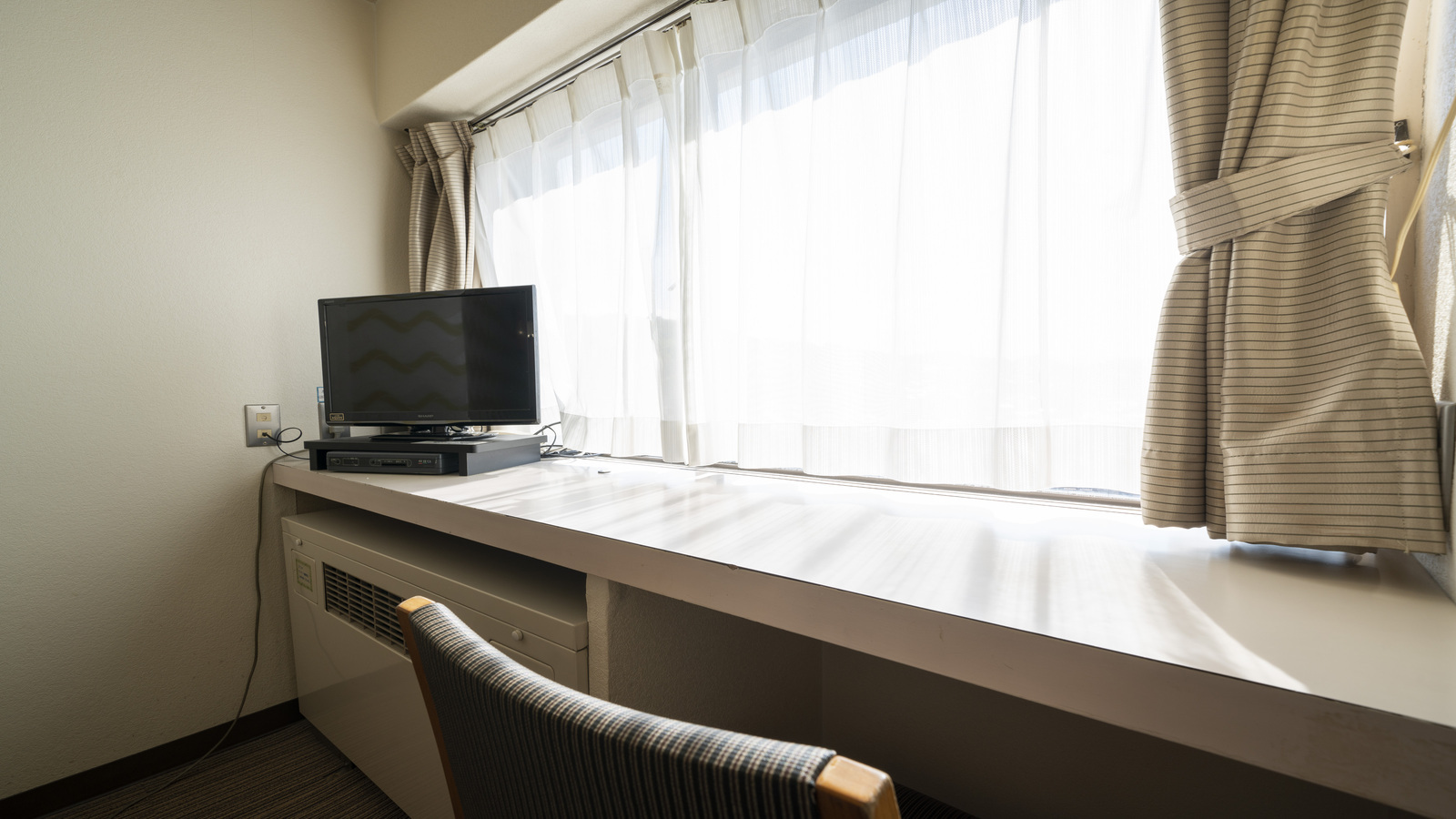 少し広めのお部屋にて長期滞在にもうってつけのお部屋です