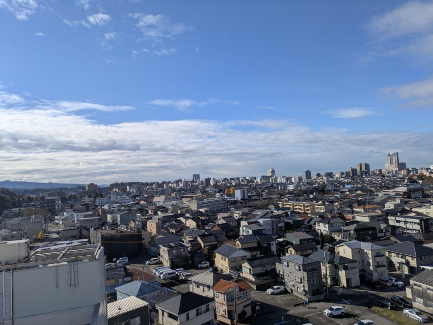 【客室からの眺望】7階17号室より撮影。金沢市中心部が臨めます。眺望なら7〜9階がお勧めです♪