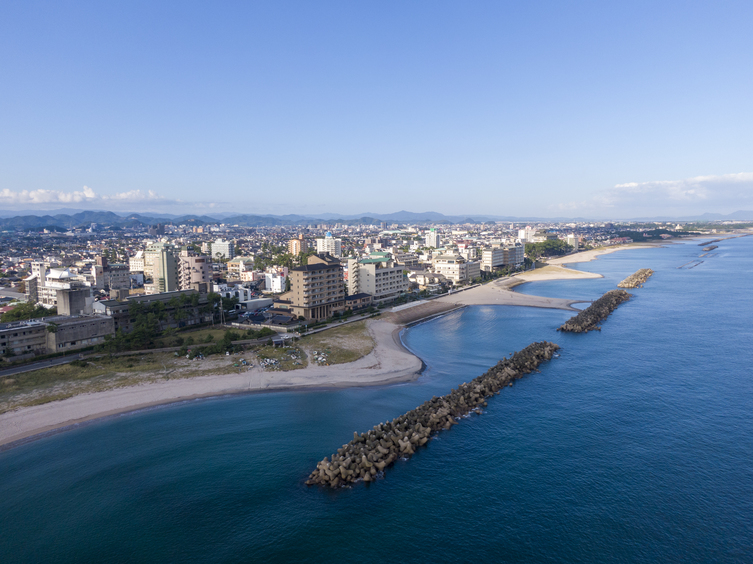 〈観光・景観〉皆生温泉(写真提供：米子市)