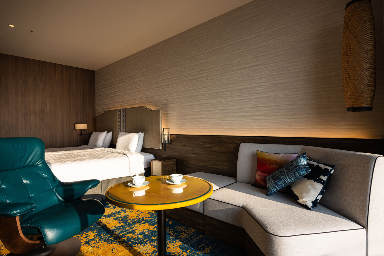 クラブデラックスハリウッドツイン