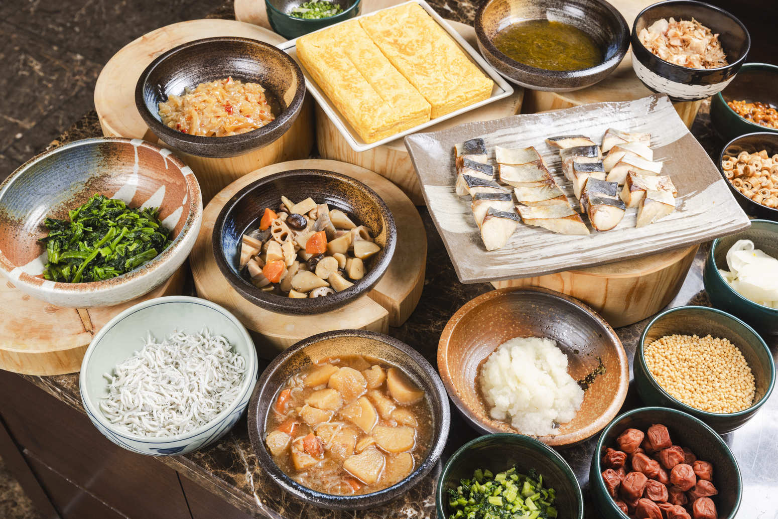 朝食ビュッフェ