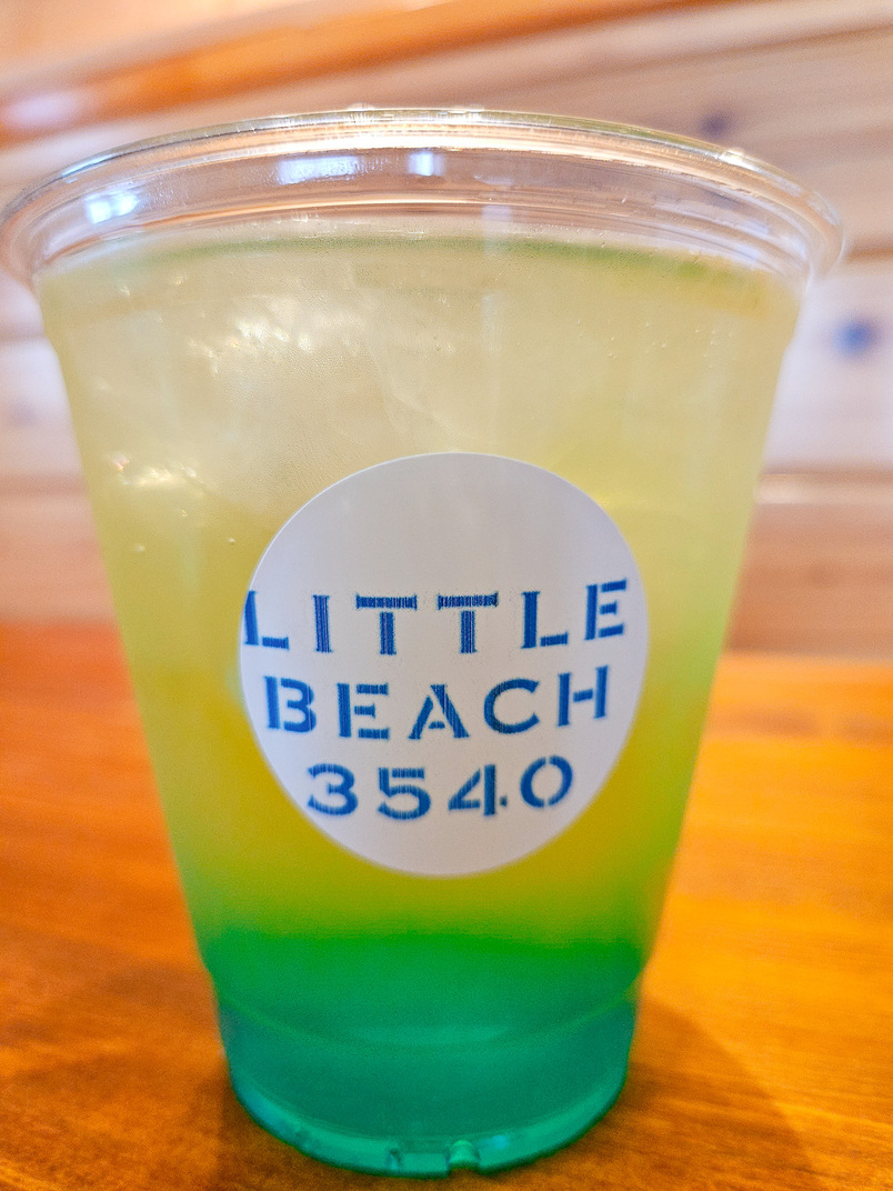 カフェ「LITTLEBEACH３５４０」