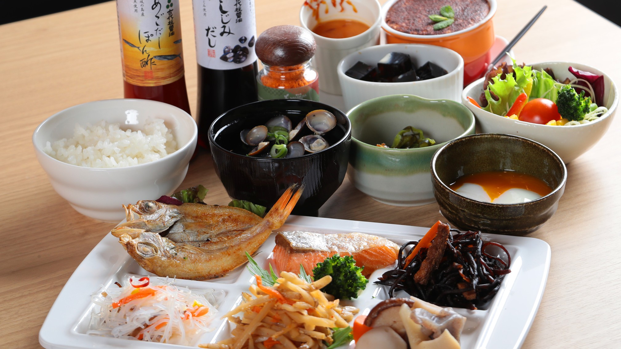 ブッフェ朝食 朝食ブッフェスタイル盛付イメージ撮影：GR