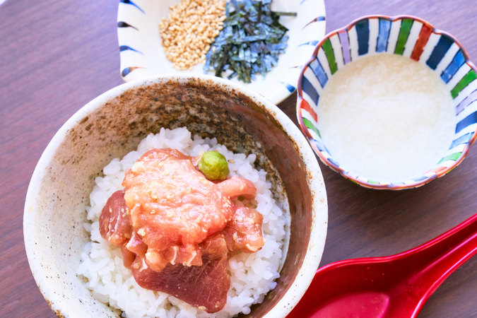 まぐろ丼