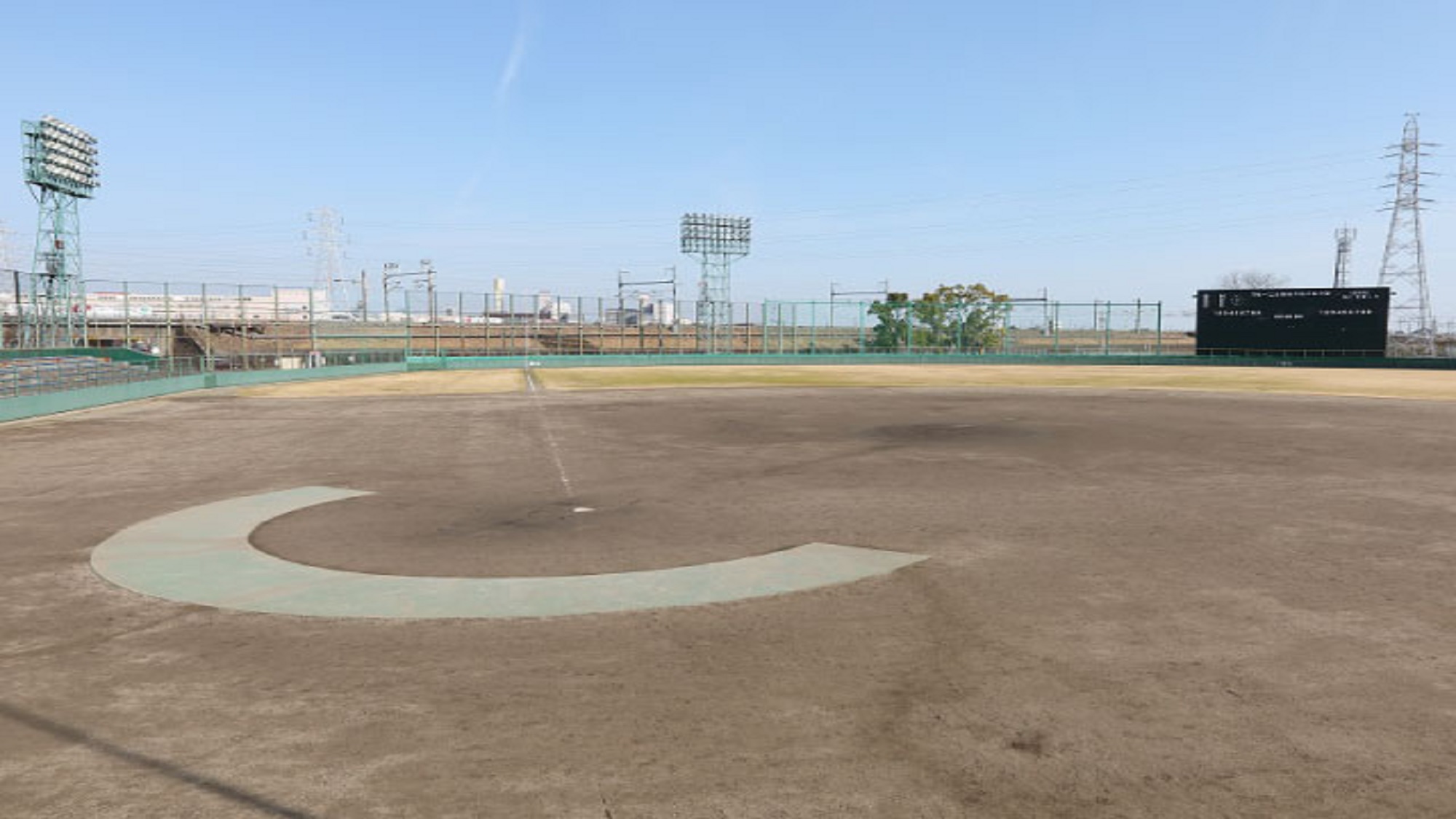 稲沢市民球場