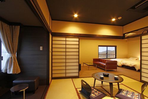 Matsushima Onsen Hotel Shosenkaku Romankan Matsushima Onsen Hotel Shosenkaku Romankan is perfectly located for both business and leisure guests in Amakusa. The property has everything you need for a comfortable stay. Facilities for disabled gu