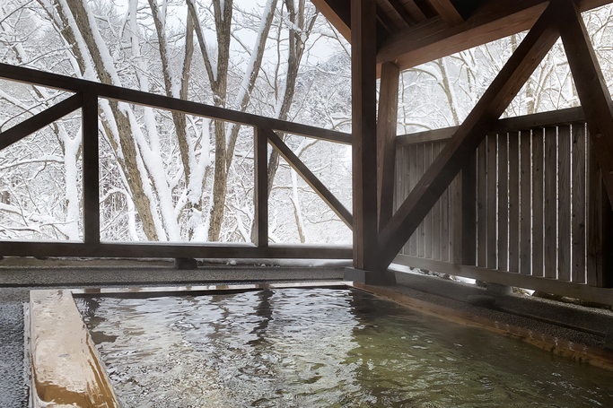 【本館】大浴場（木の湯）露天風呂※日替わり