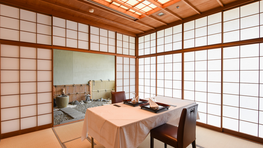 【創作和食「一」】一組のみの個室。４名様までご利用いただけます。