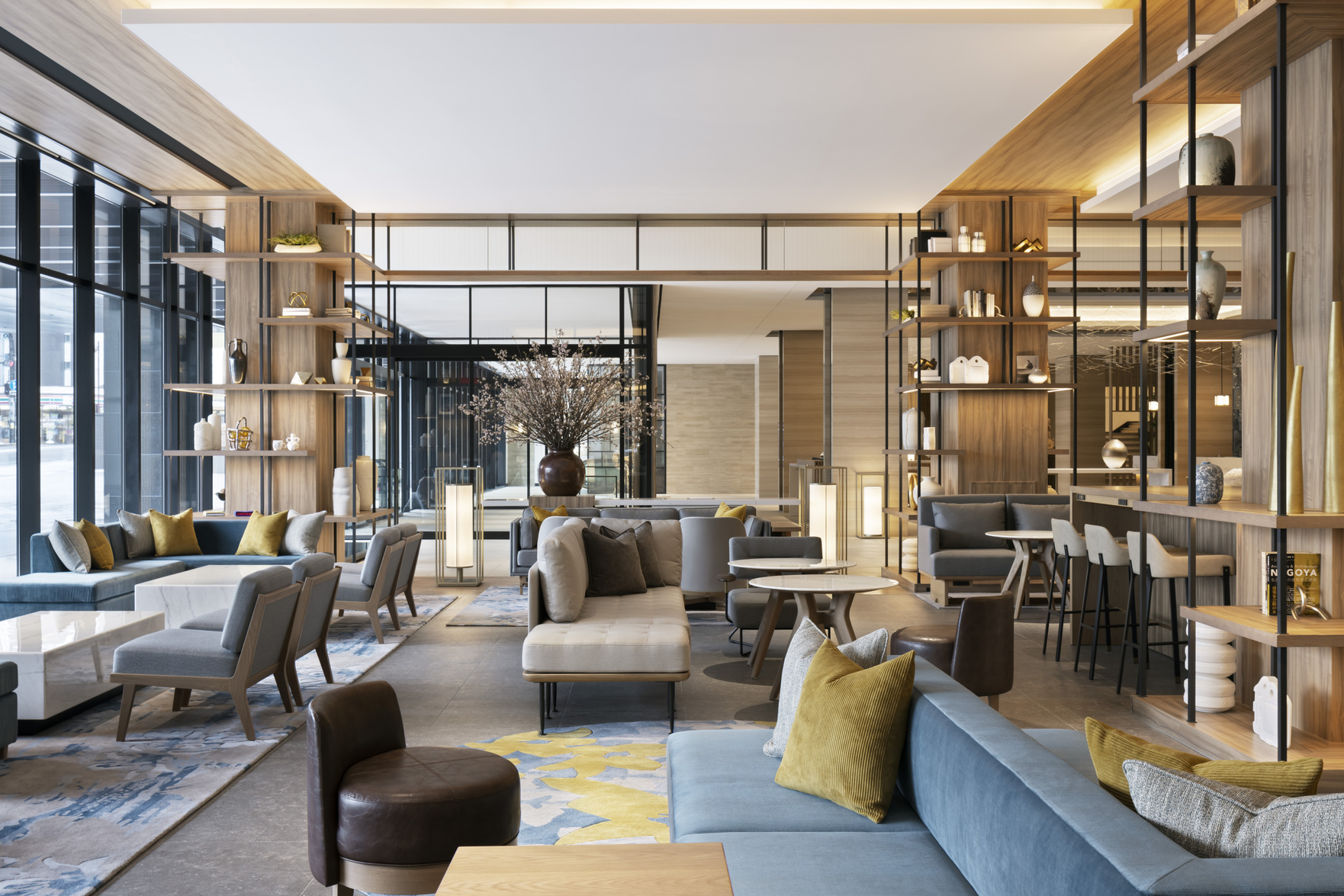 THE LOUNGE
