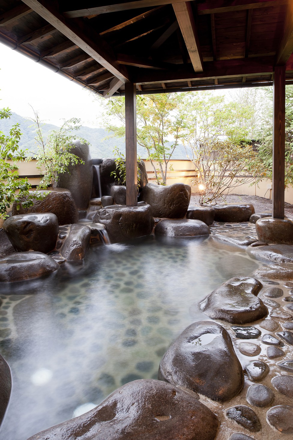 「石庭の湯」露天風呂