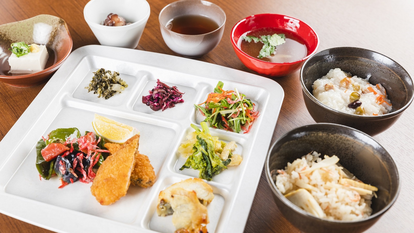 和食盛り付け一例