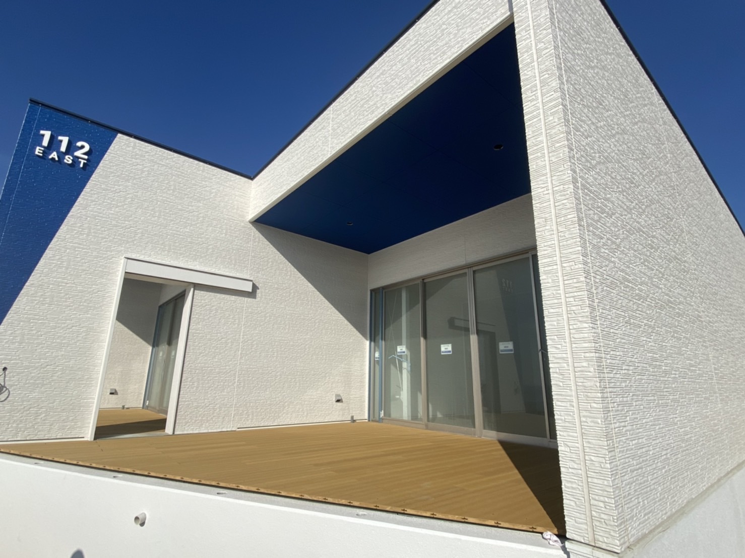 アウトサイドデッキ建築中実写