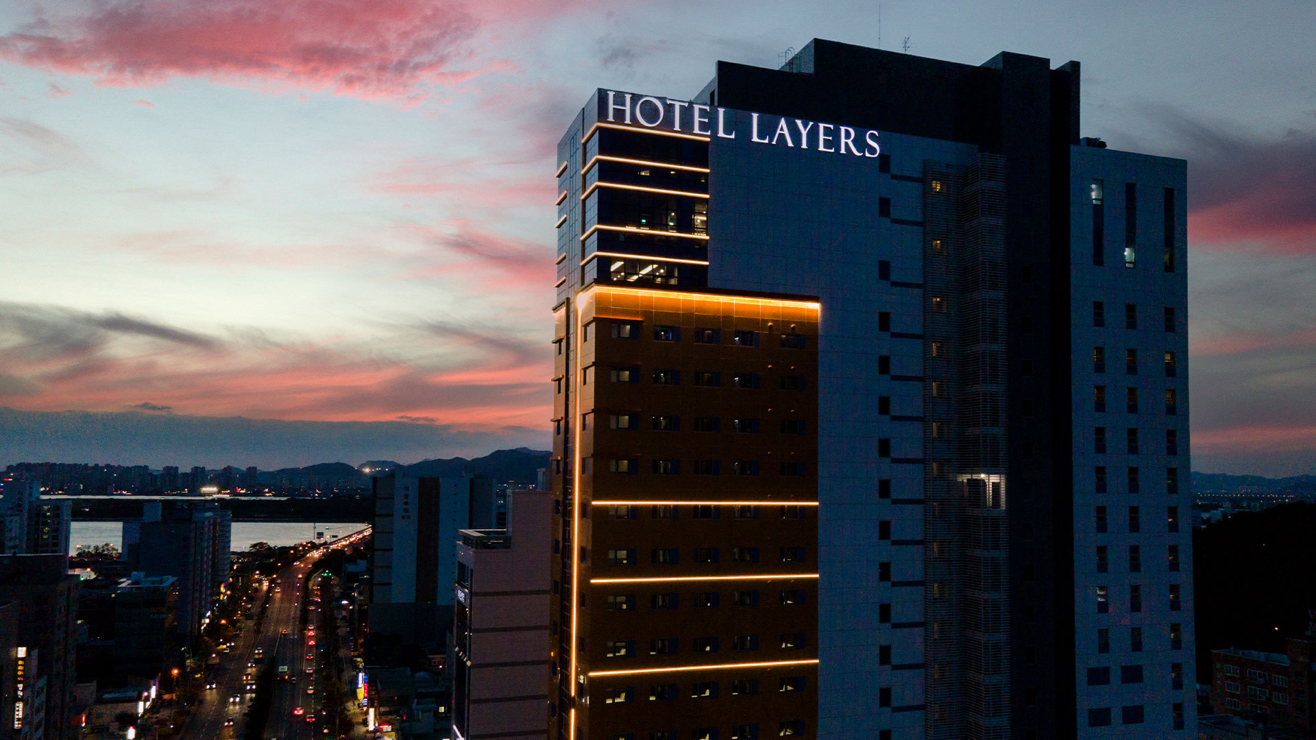 LAYERS HOTEL