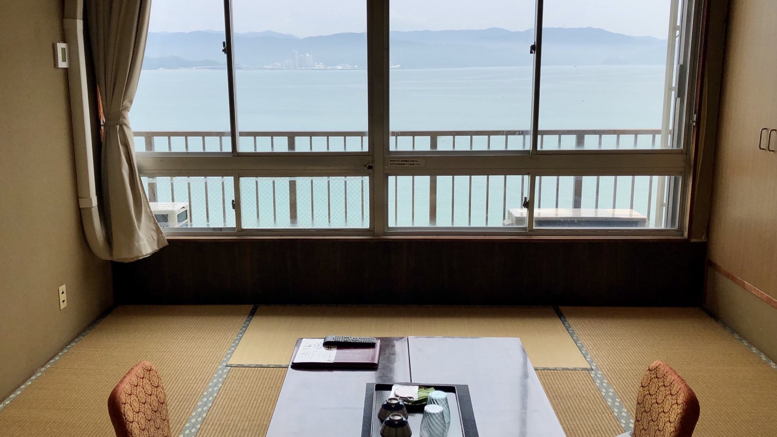 （2階）波の音に癒される和室10畳