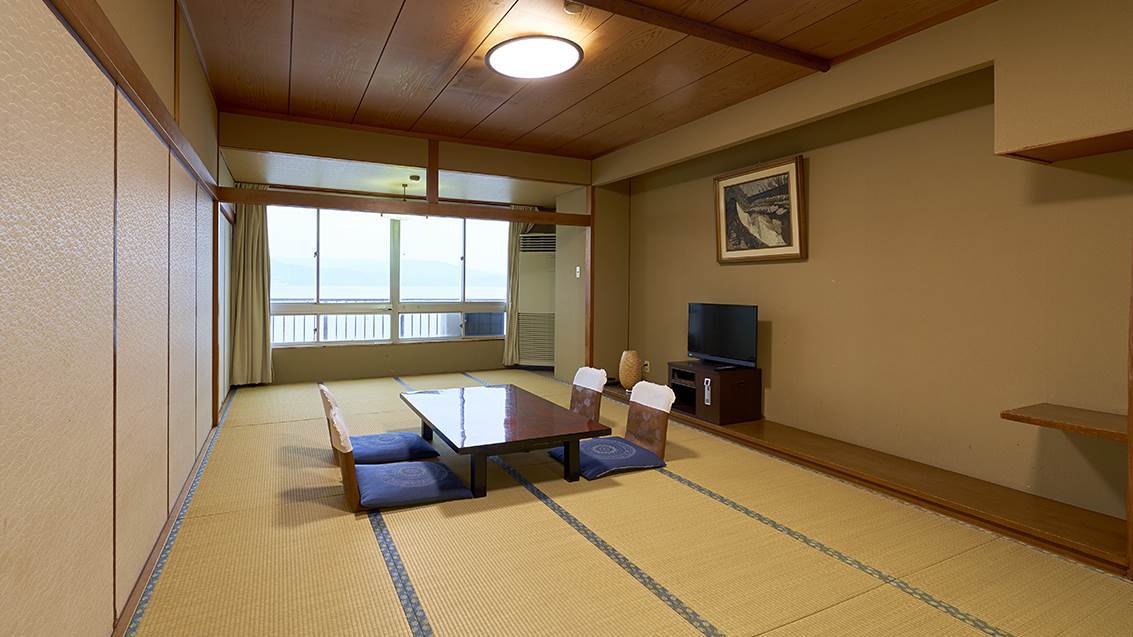 【グループ旅行にお勧め】波の音に癒される和室16畳