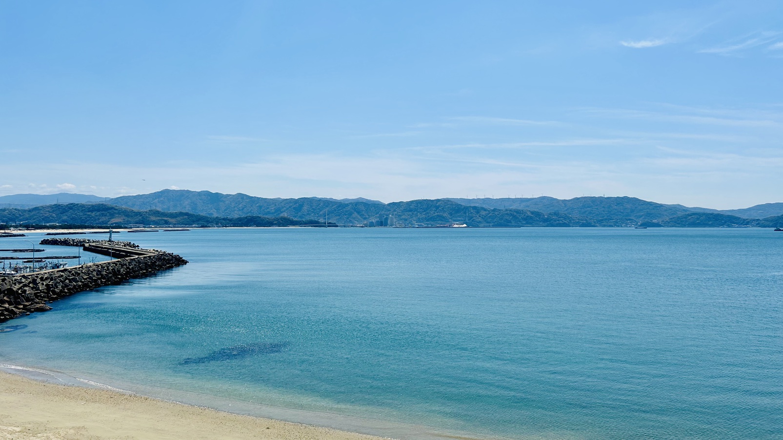 空も海も山も、すべてが絶景の和歌の浦