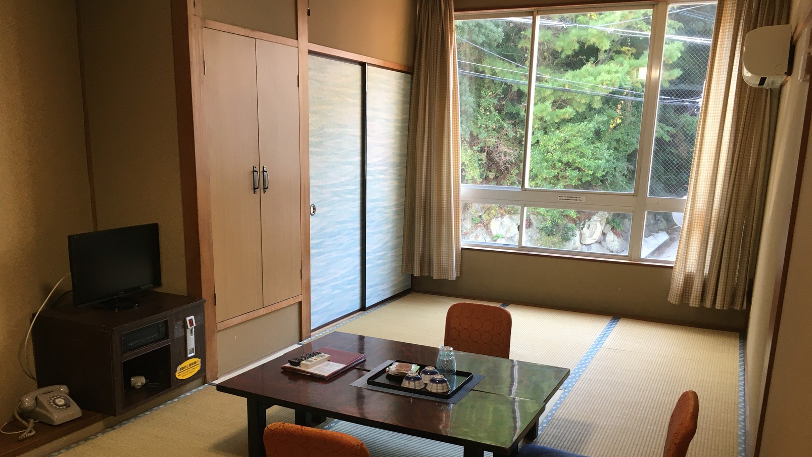 （2階山側）和室6〜10畳