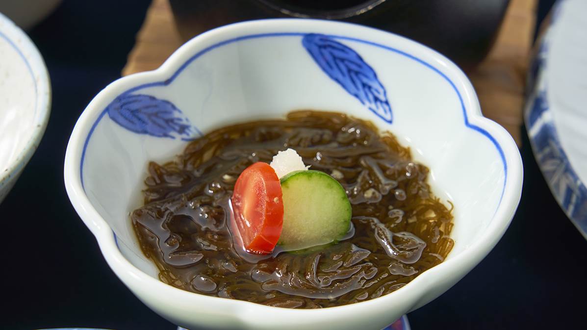 「もずく酢」自家製の酢だしでどうぞ！