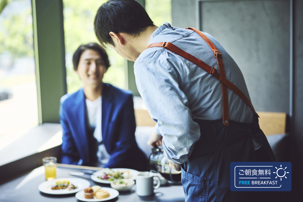 毎日無料の和風洋風の朝食ビュッフェ。