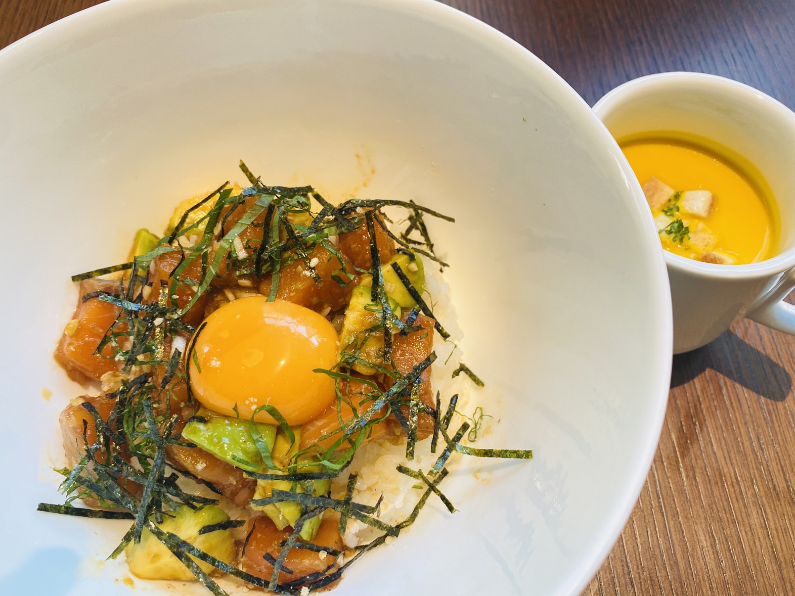 「実乃里deバル」ランチメニュー一例