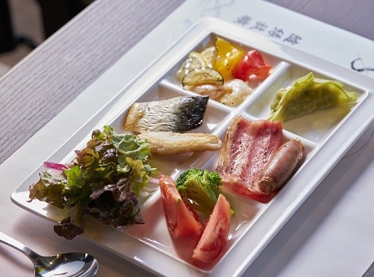 ご朝食・地場食材に定番の和洋（イメージ）