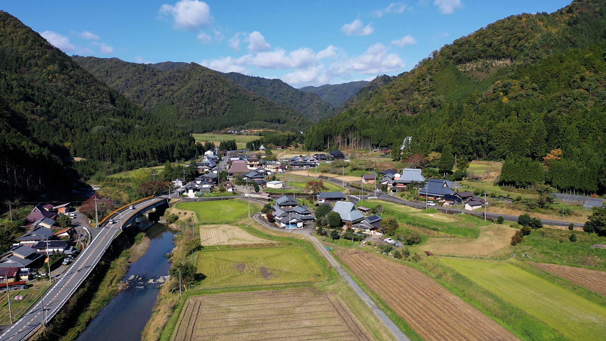 ・カーサ美山のある集落