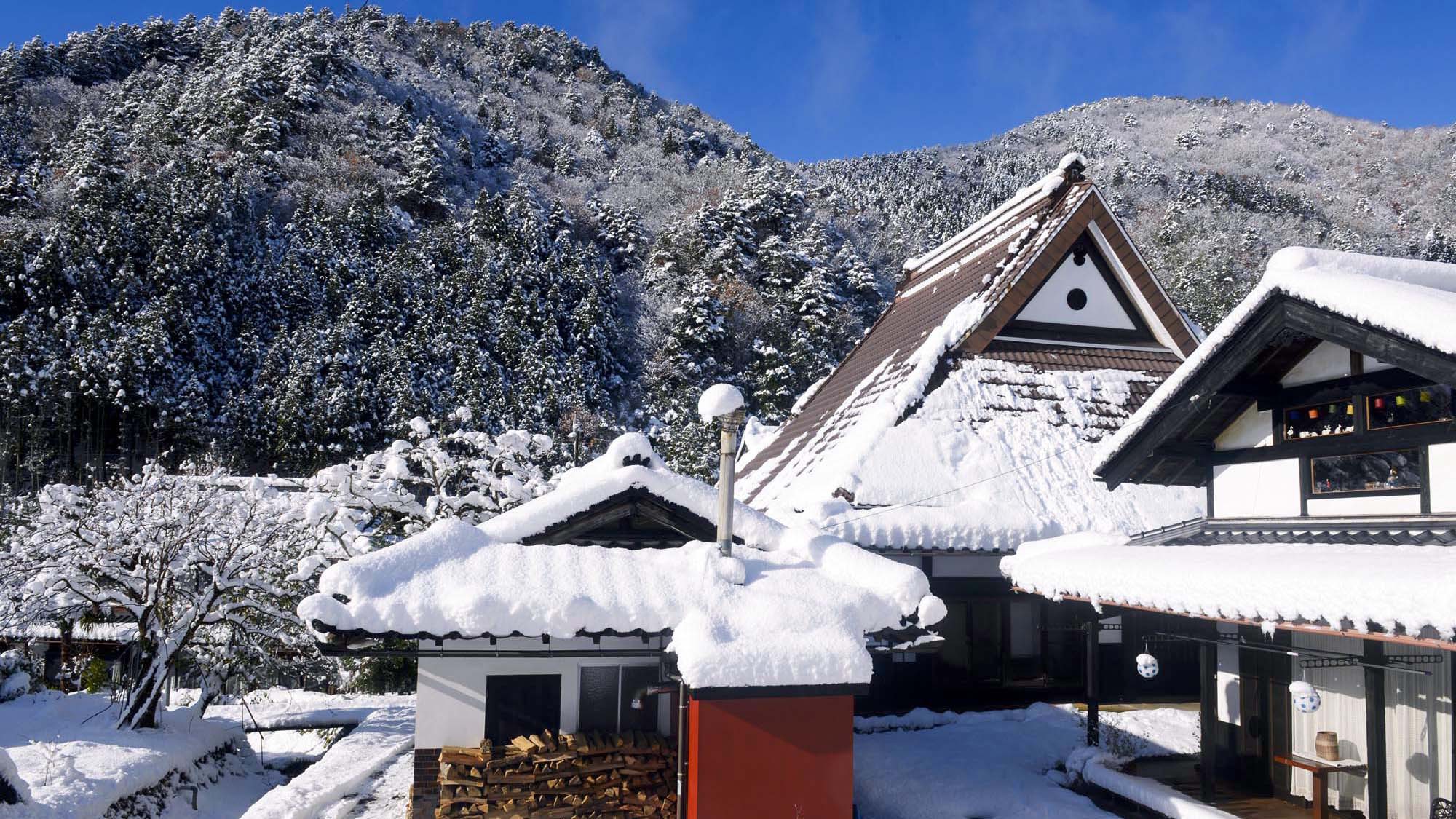 ・澄んだ空気が気持ちの良い冬の『カーサ美山』です