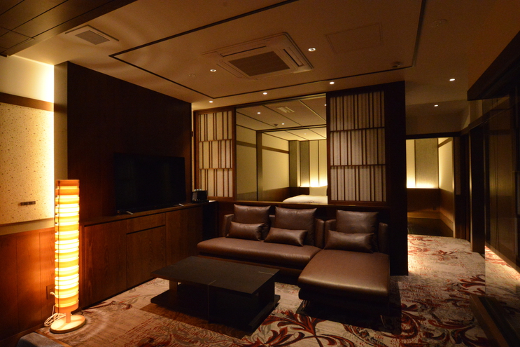 TORIIZAKI SUITE①