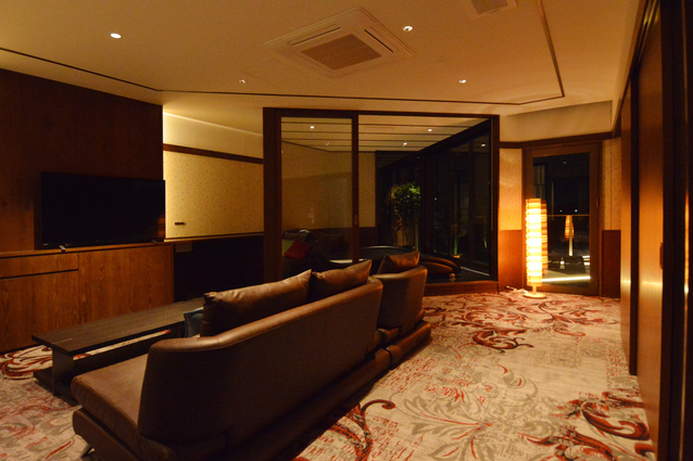 TORIIZAKI SUITE⑥