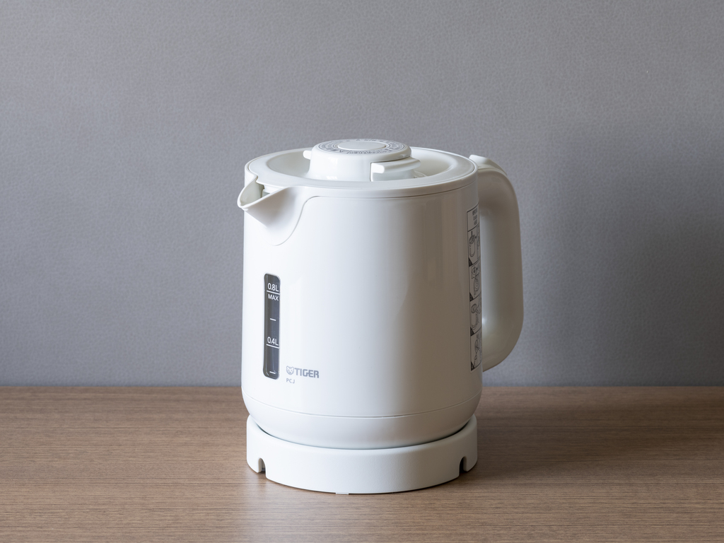 客室備品（電気ポット）
