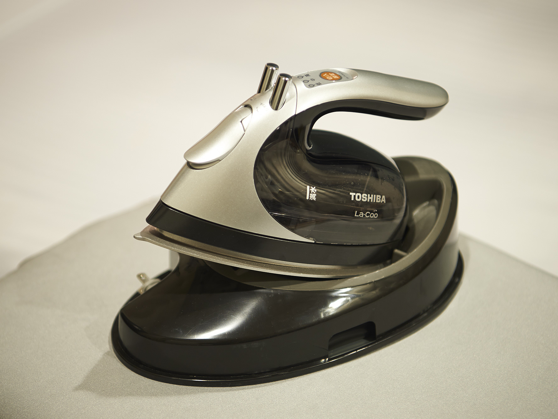 アイロン・アイロン台