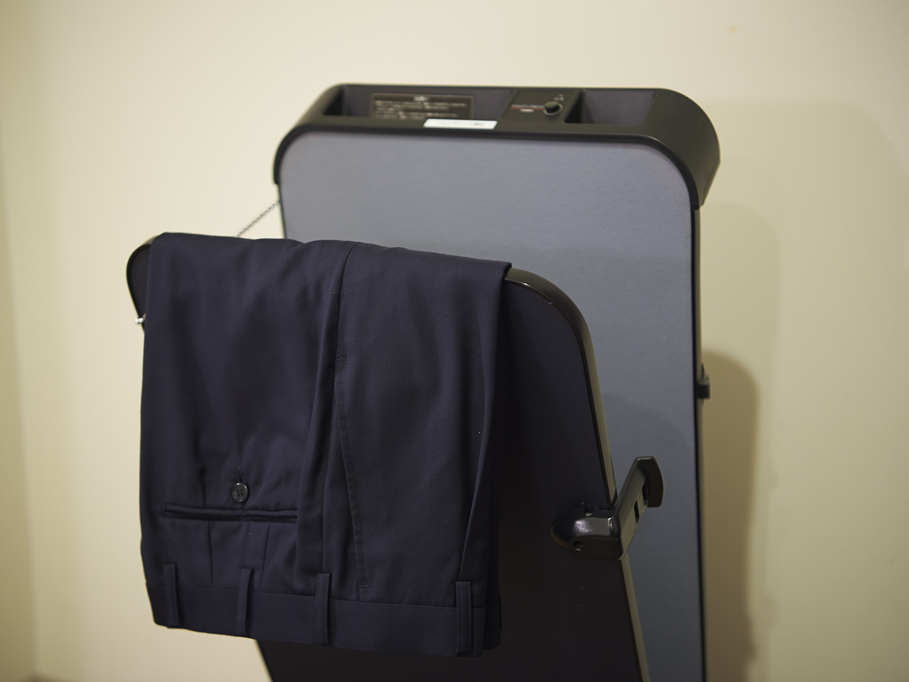 ズボンプレッサー