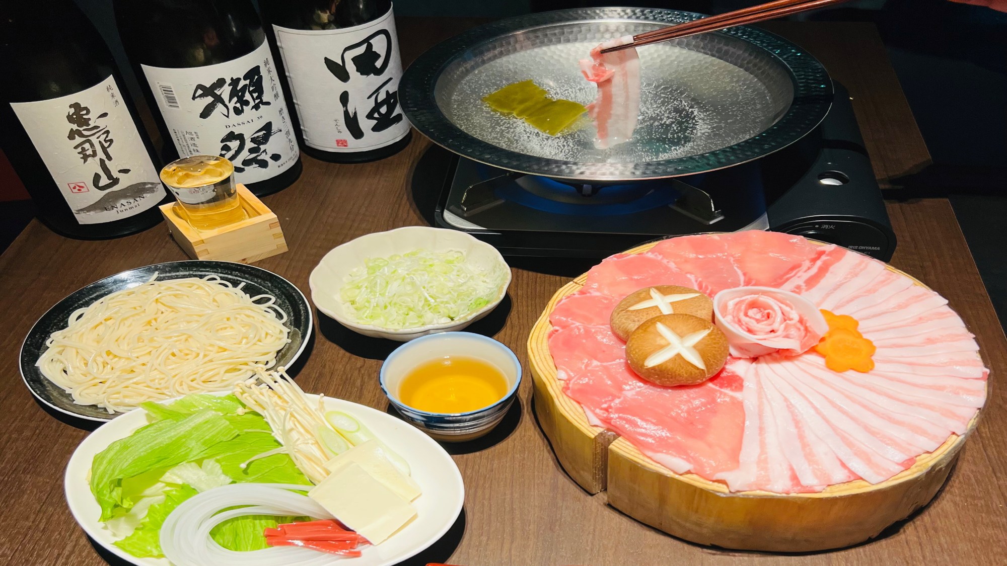 【コラボプラン】＜1泊2食付＞夕食は徒歩3分『美沙門天』さんで≪アグー豚のしゃぶしゃぶ≫を満喫♪