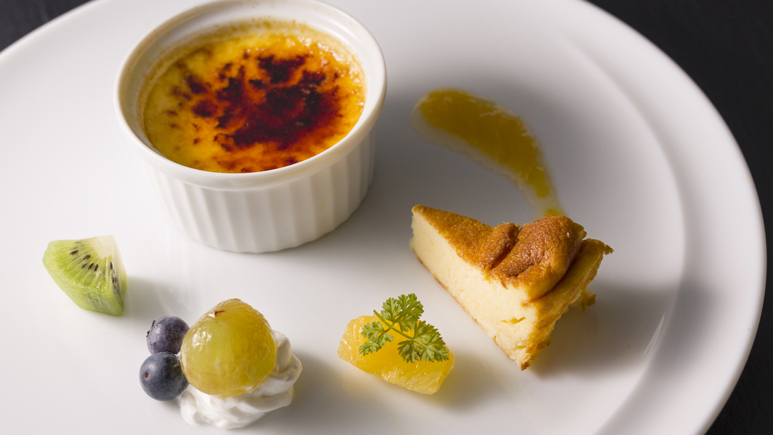 【コース料理-本日のドルチェ】コース料理の最後まで満足感に浸る〝シェフ渾身”;のひと皿を。