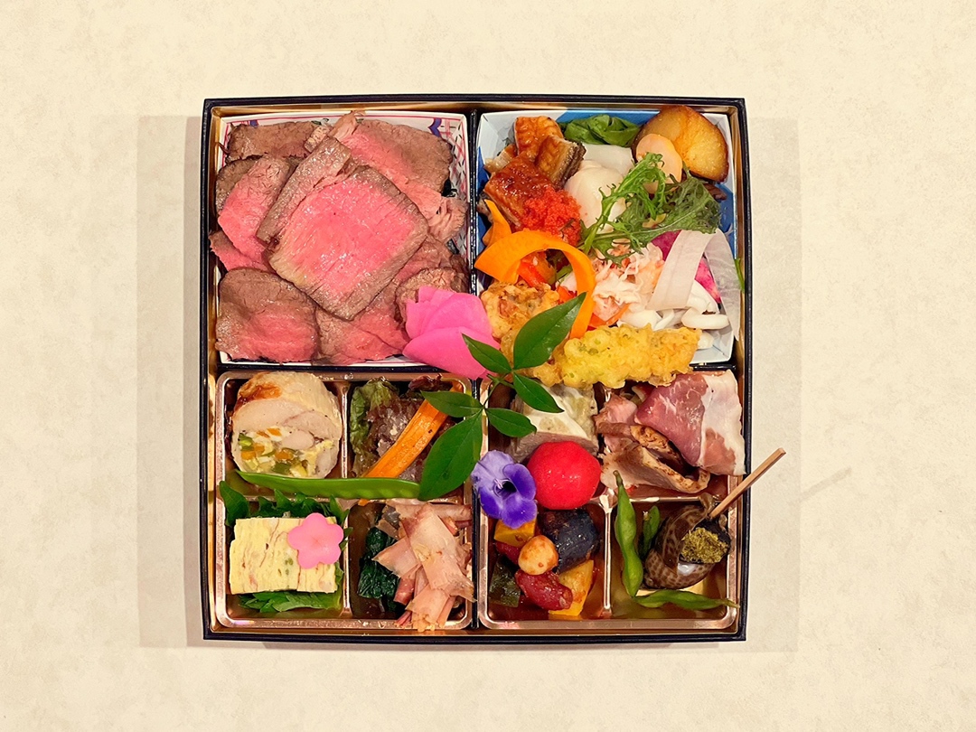 水と酒 三花｜米沢牛ステーキ丼と旬菜八寸御弁当