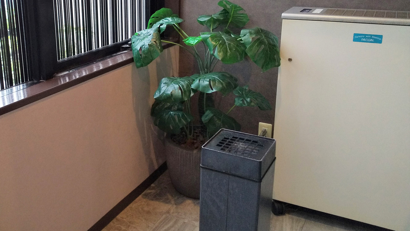 喫煙コーナー