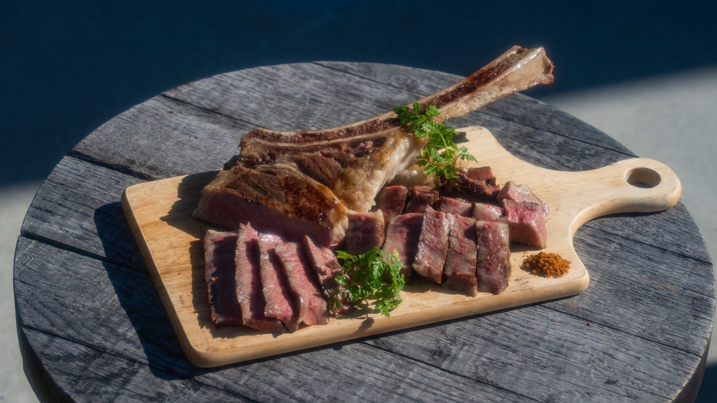 紀州和華牛のトマホークステーキ