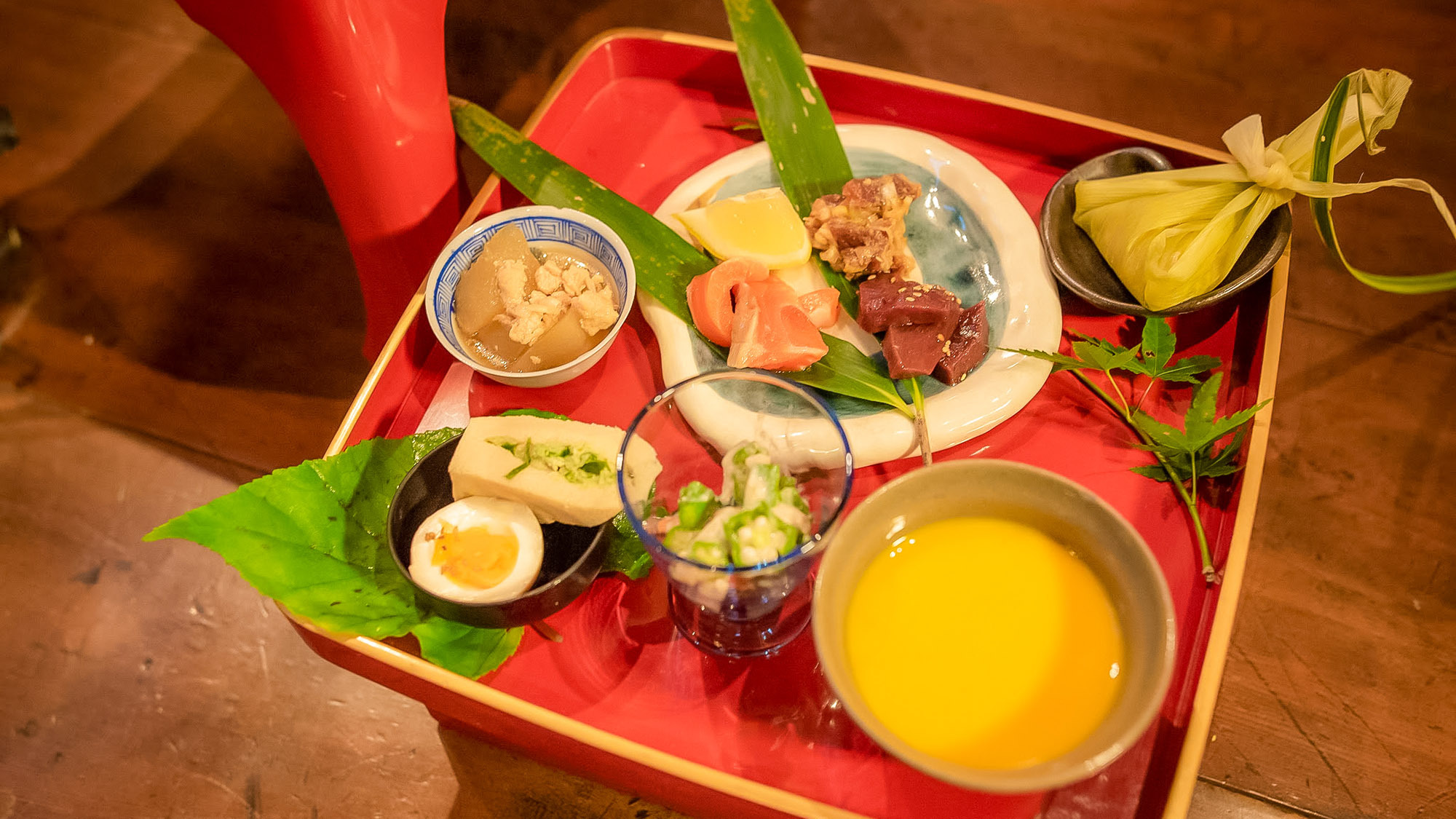 ・【お食事一例】爽やかな緑とともに見た目も楽しいお食事です