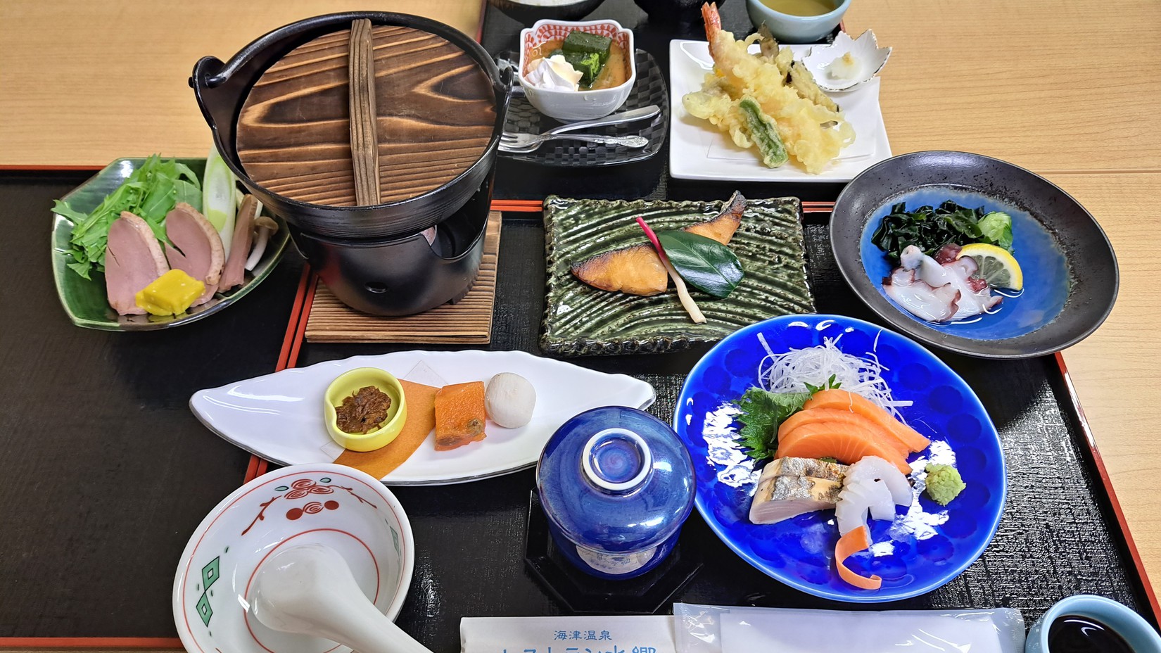 *【夕食】仕入れ状況や季節によって、お料理の一部を変更させて頂く場合がございます。※イメージ