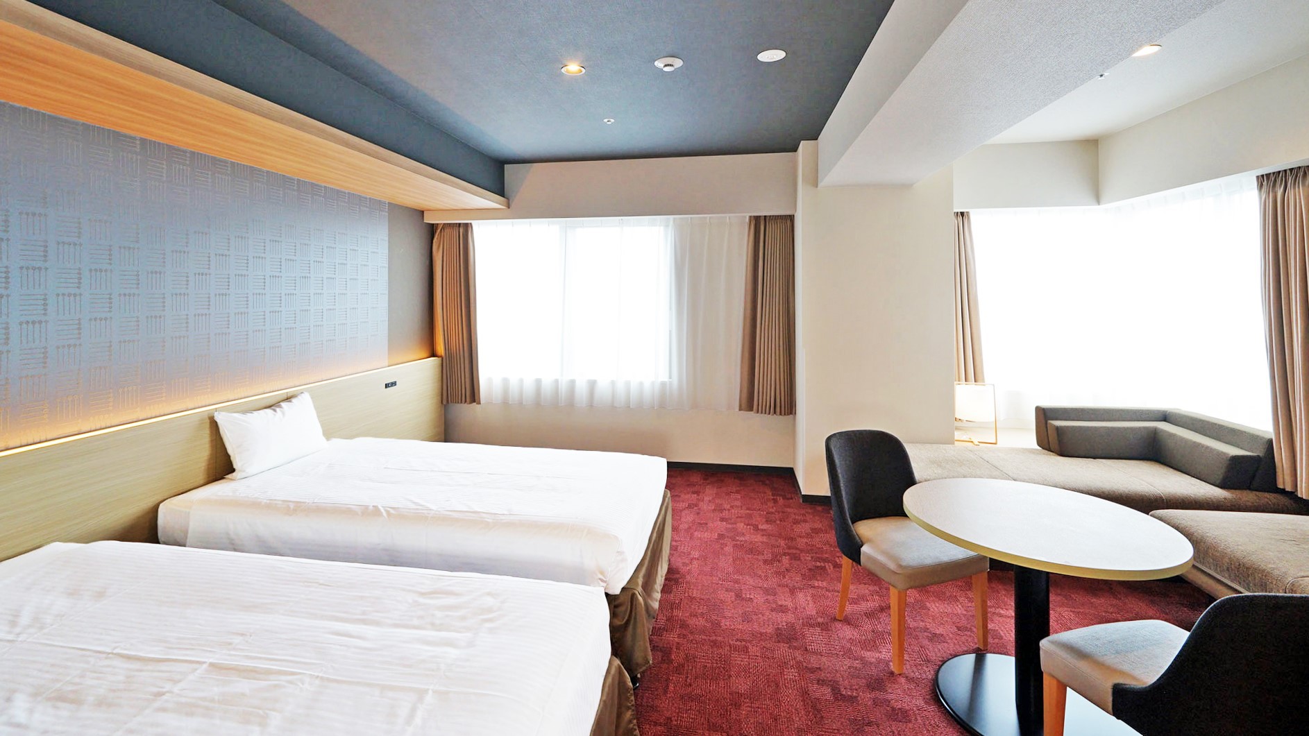 【ファミリールームB】長期滞在にも最適な充実の設備を完備。