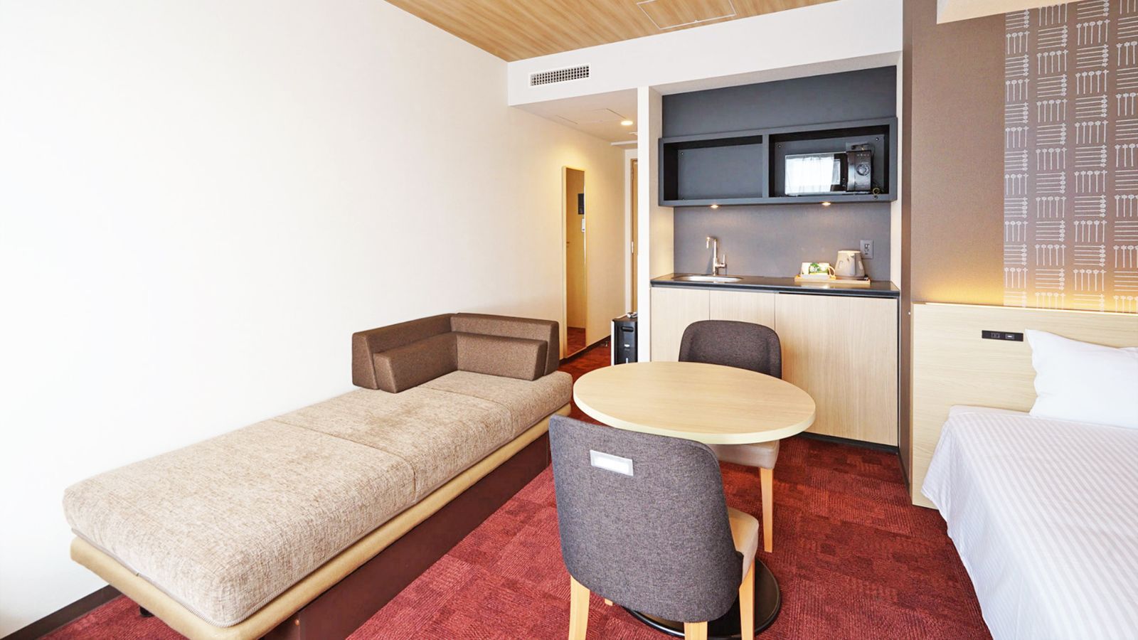 【グランドツイン】シンプル&快適な京都ステイをサポート。