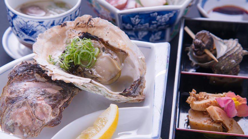 *【夕食一例】仕入れ状況や季節により、料理内容が変更になることがございます。